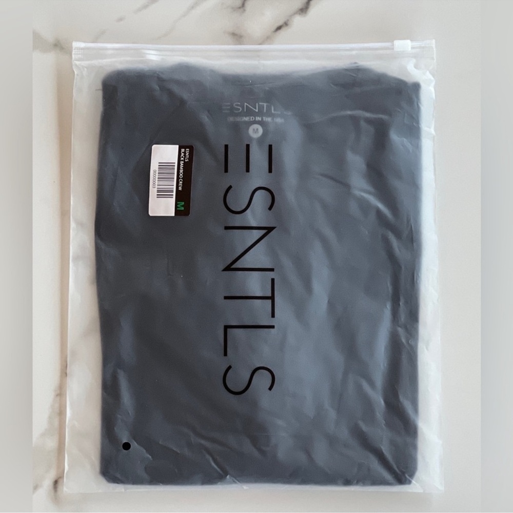 ESNTLS Men's Medium Black Crew Neck
T-Shirt